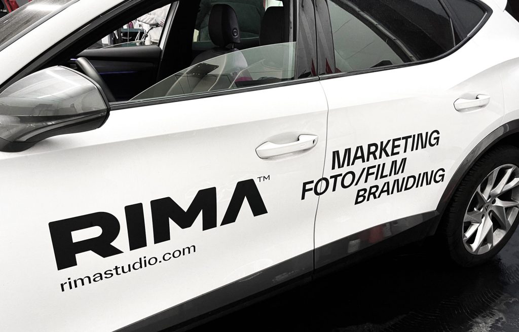 fahrzeugbeschruftung1